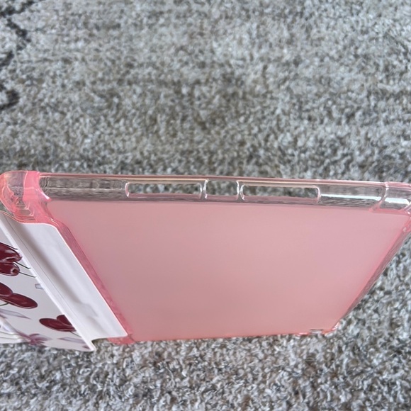 Cherry and Bow iPad Case red and pink NWOT - Picture 8 of 16